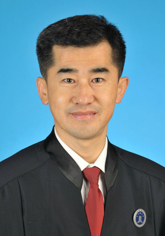 徐秋亭