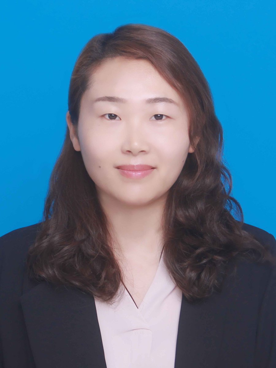 李婧